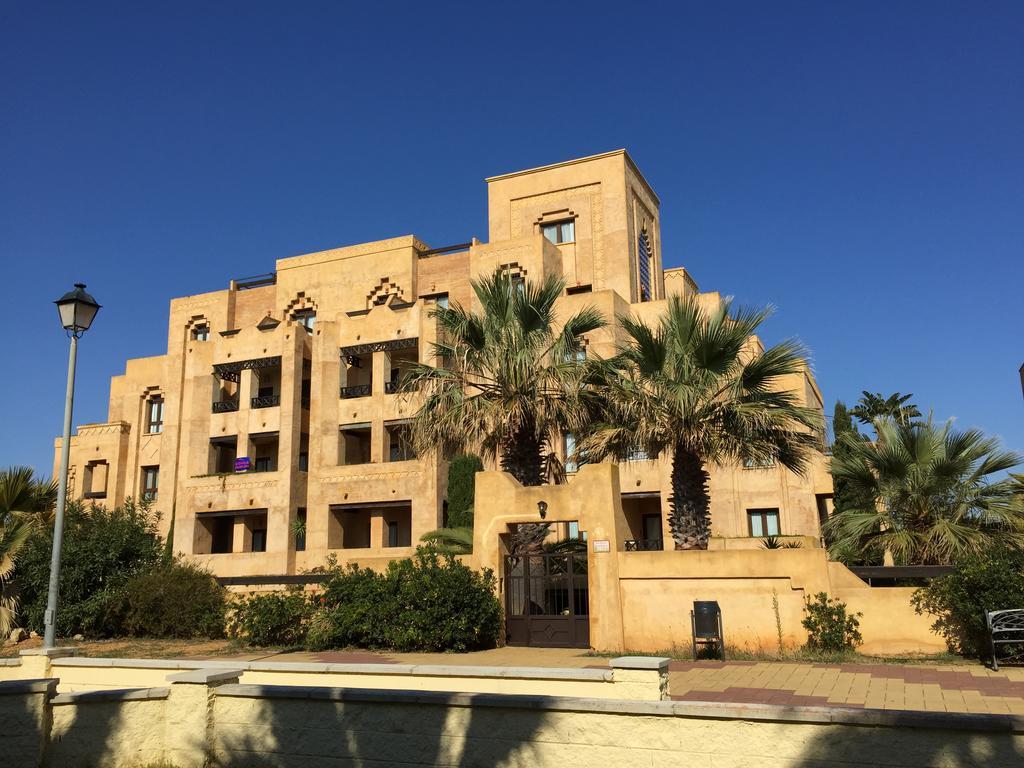 Apartamentos Jardines De Canela Исла-Канела Экстерьер фото